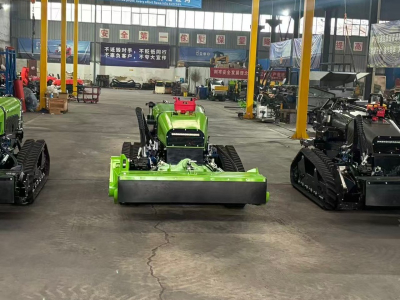 Coupe-bordures télécommandé adapté au débroussaillage