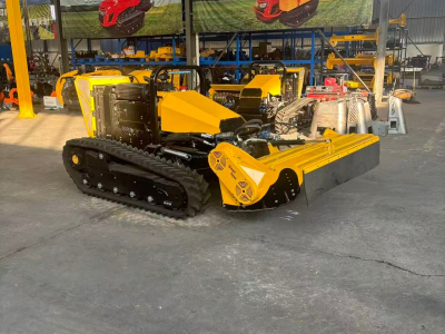 How to choose a tracked remote-controlled lawnmower?