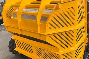 جزازة عشب تعمل بجهاز تحكم عن بعد لاسلكي